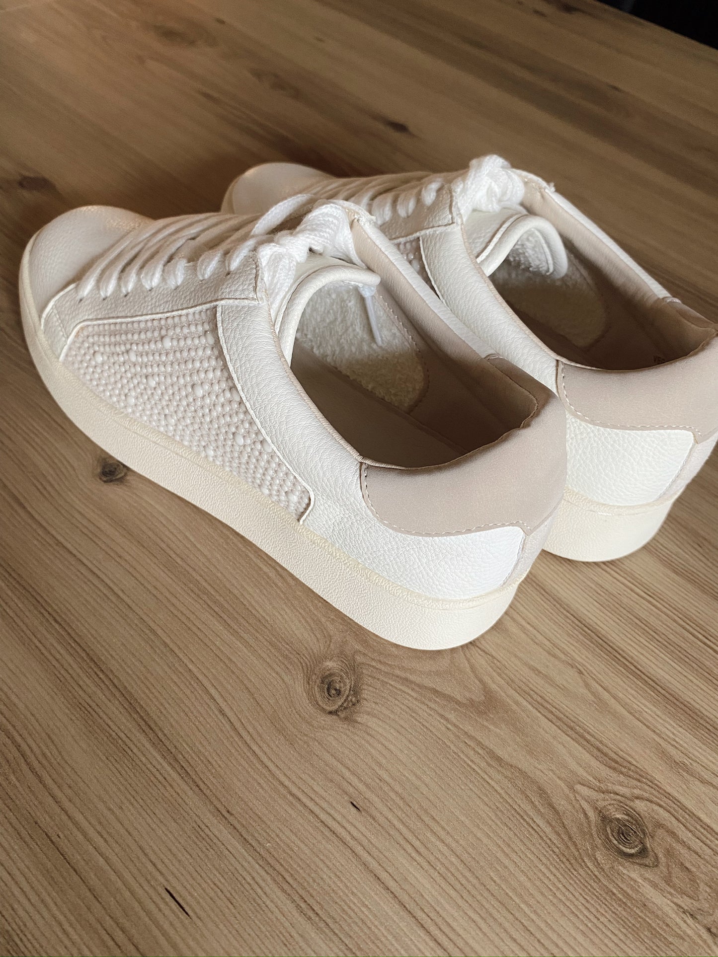 Eleanor Pearl Sneakers