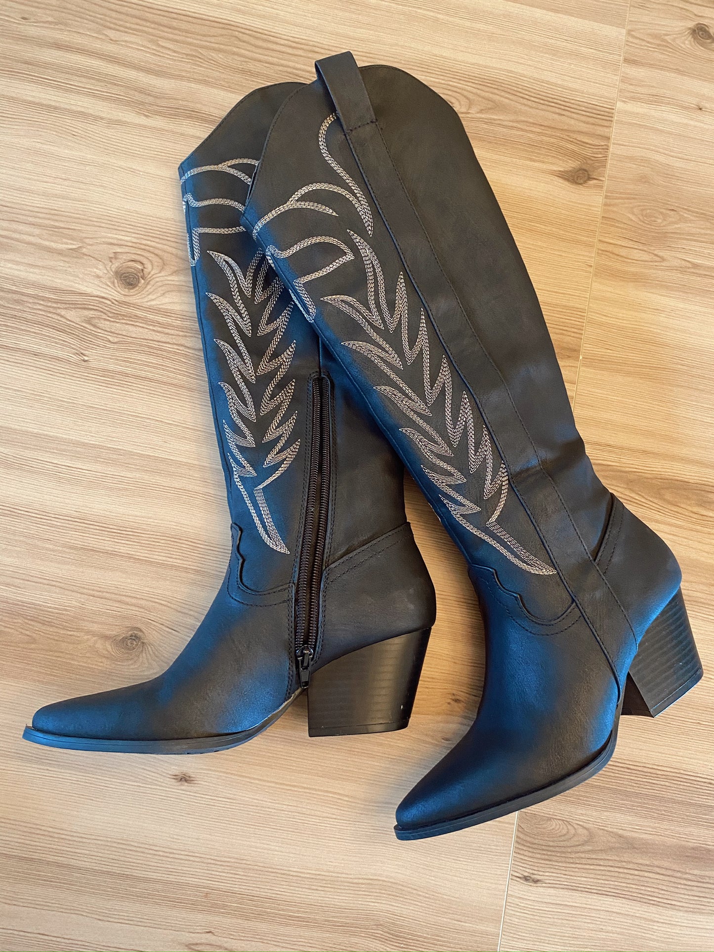 Brynn Black Western Boots